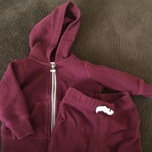 Sweatsuit in Burgundy